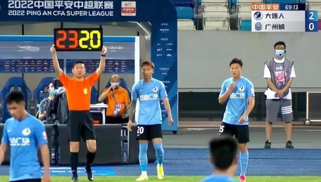 百家乐官方网站-马德兴：违规闹剧拷问行业责任心 中国足球欠专业